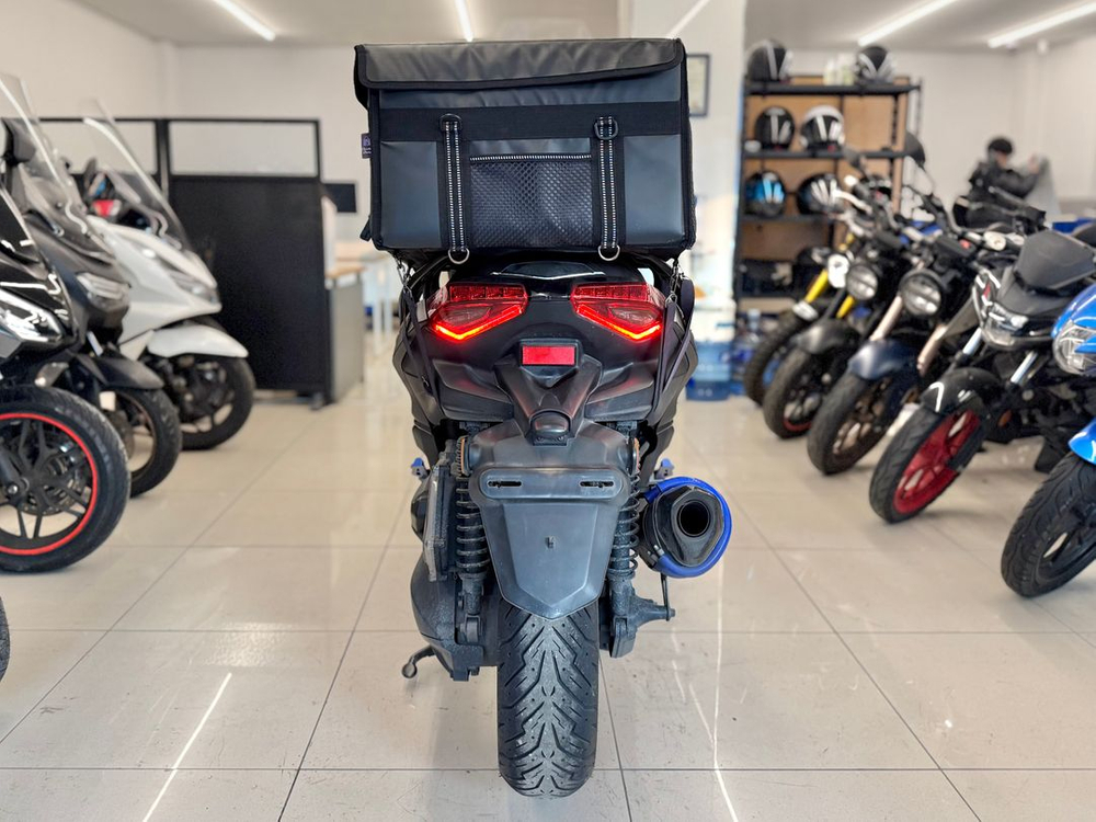 배달세팅완)24년식 xmax300 40,XXXkm 판매합니다:) 이미지