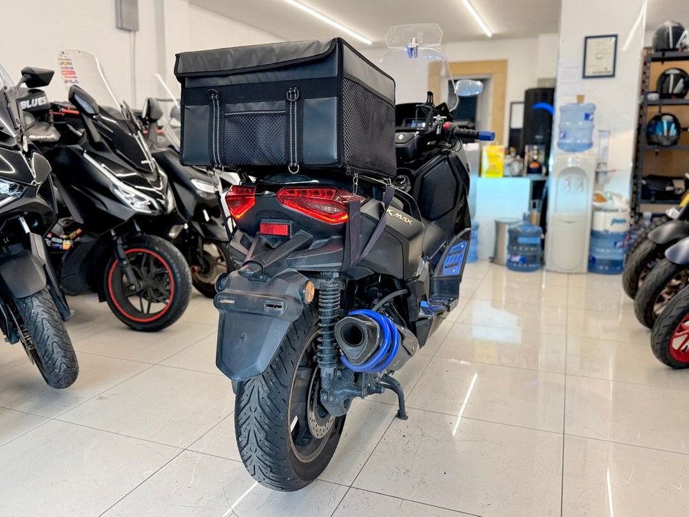 배달세팅완)24년식 xmax300 40,XXXkm 판매합니다:) 이미지