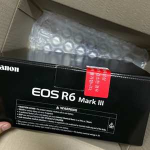 EOS R6 Mark III 개봉만한 새상품(국내정발)