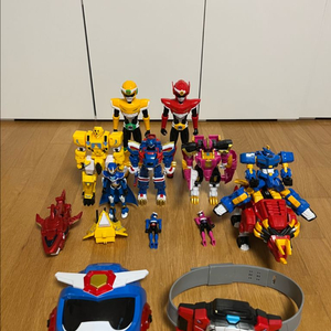 미니특공대 애니멀트론 라이온, 크로커, 맥스피규어 및 벨트 가면 일괄 판매합니다.(특공 트라이가, 죠스캅 서비스) 이미지