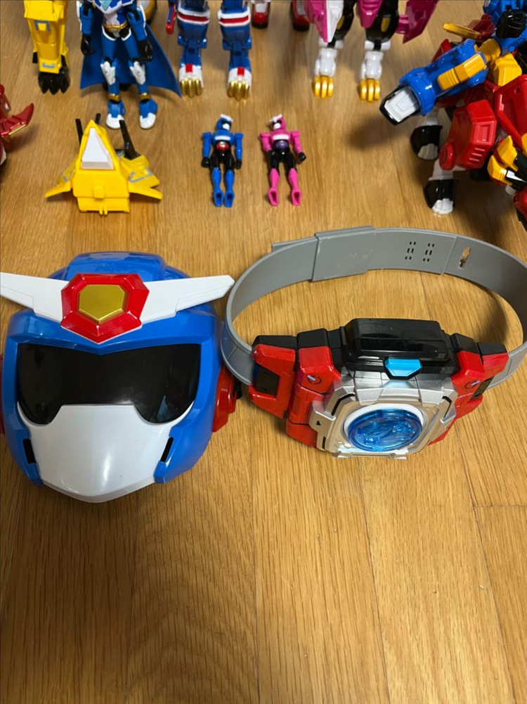 미니특공대 애니멀트론 라이온, 크로커, 맥스피규어 및 벨트 가면 일괄 판매합니다.(특공 트라이가, 죠스캅 서비스) 이미지