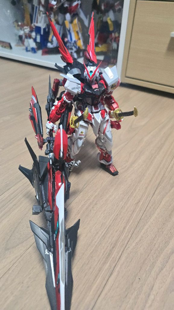 메탈빌드 레드프레임+플라이트유닛+택티컬암즈 판매합니딘 이미지