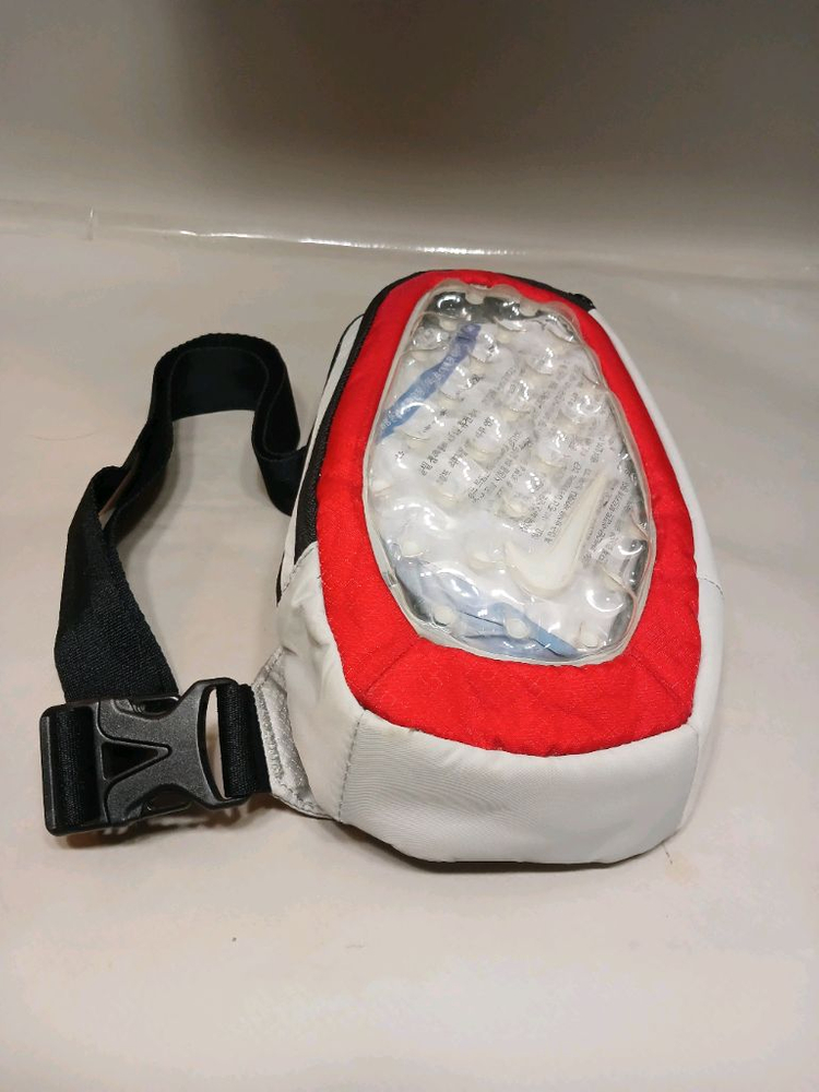 나이키 에어맥스 크로스바디(슬링)백 이미지