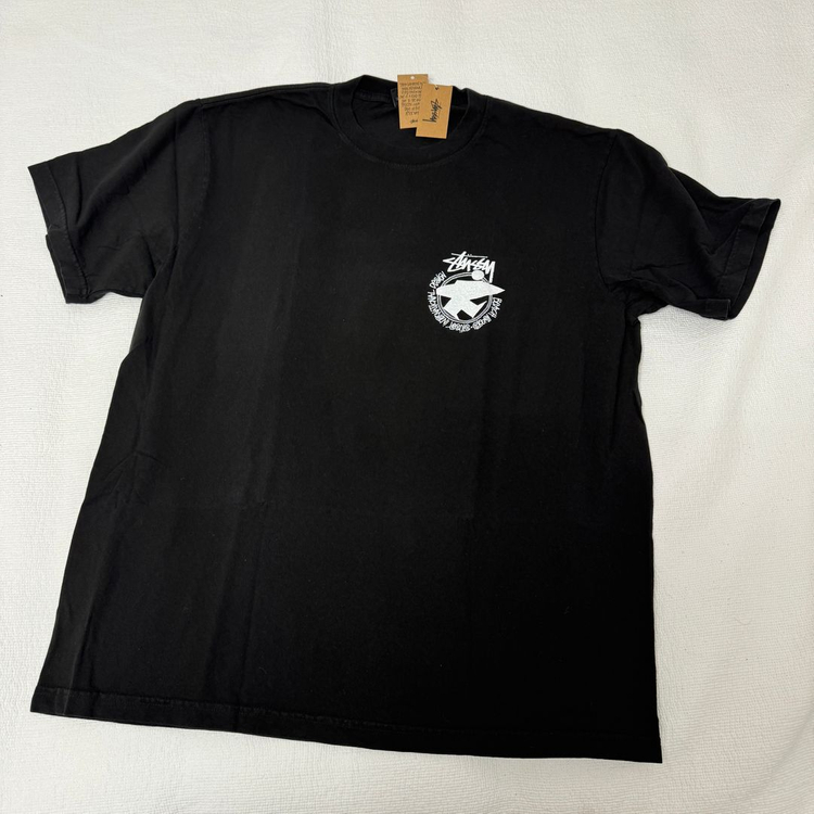 스투시 서프맨 비치 루트 티셔츠 반팔 블랙 XL 사이즈 새제품 팝니다. Stussy 반팔티 이미지