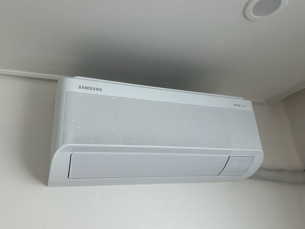 삼성 AI 비스포크 무풍 에어컨 AF17C7932WZBN 2in1 이미지