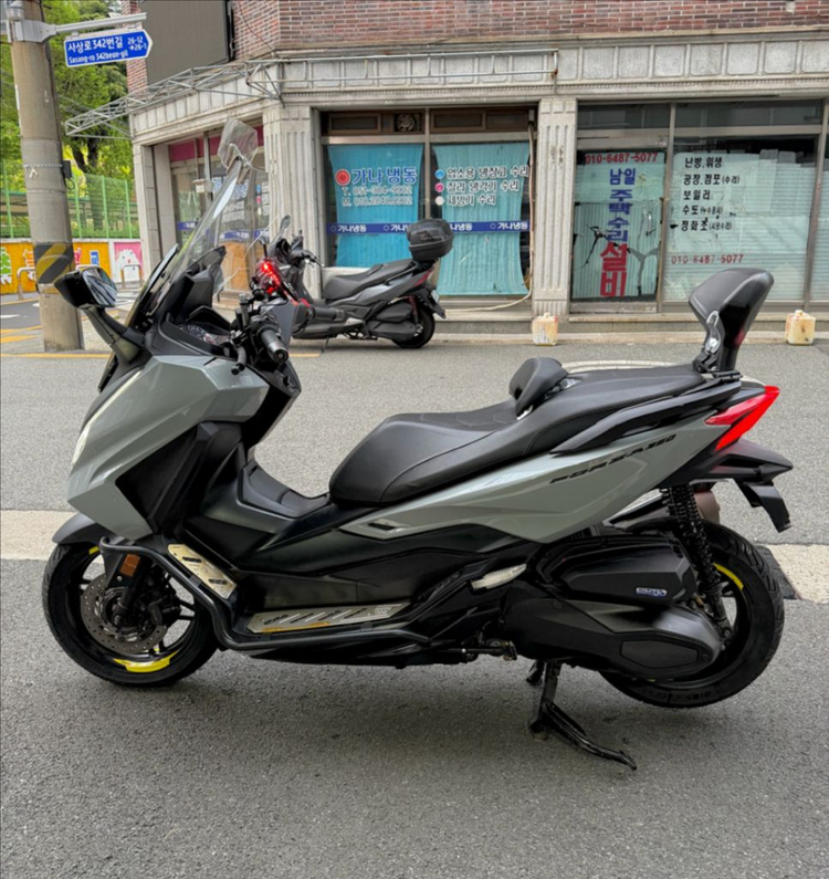 신형 페리 포르자350 깔끔한 차량 판매합니다 이미지