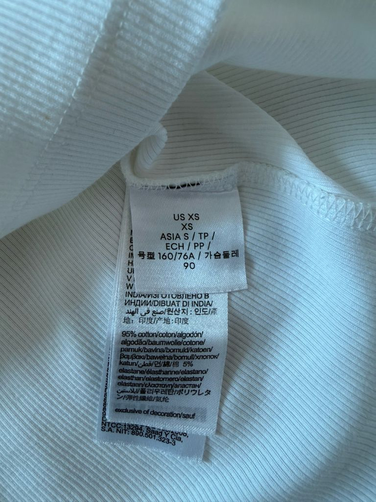 켈빈클라인 반팔티xs.새상품 이미지