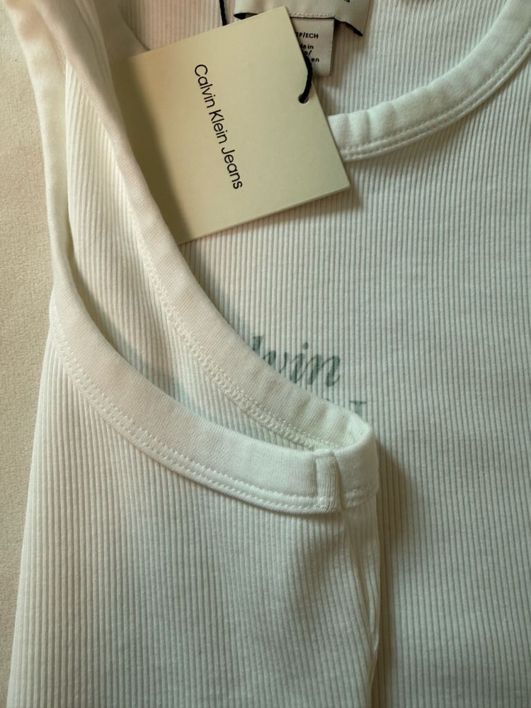 켈빈클라인 반팔티xs.새상품 이미지