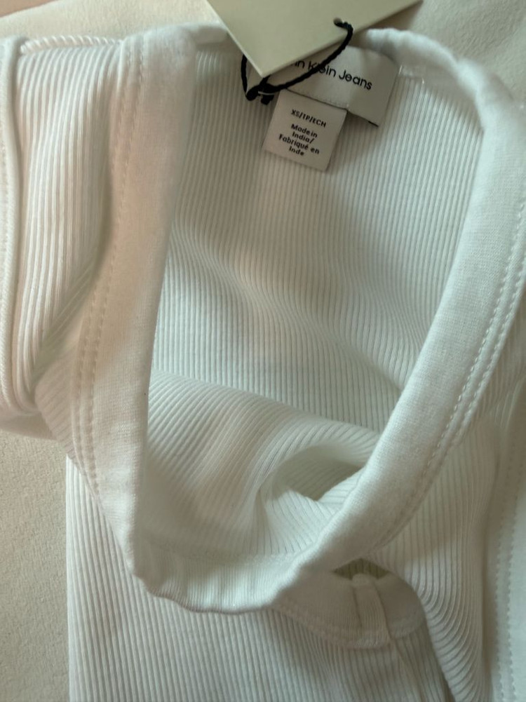 켈빈클라인 반팔티xs.새상품 이미지