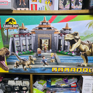 레고 76961 쥬라기월드 방문객센터 T-렉스와 랩터의 공격 미개봉 판매 이미지