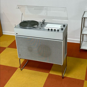 브라운 디터람스 Audio2 + L46 / 빈티지 턴테이블 아뜰리에 이미지