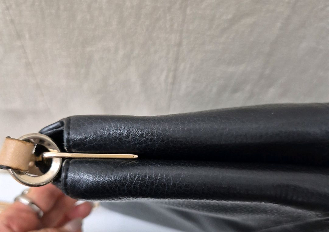 코치 블랙가죽 숄더크로스백 클러치백 남여공용 이미지