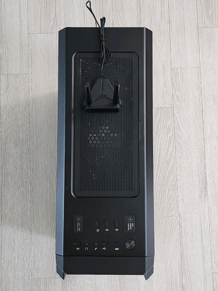 AMD 라이젠5 5600X, 16GB, 256GB, 640GB, RTX 2060 슈퍼 (2060S) 게임용 PC 이미지