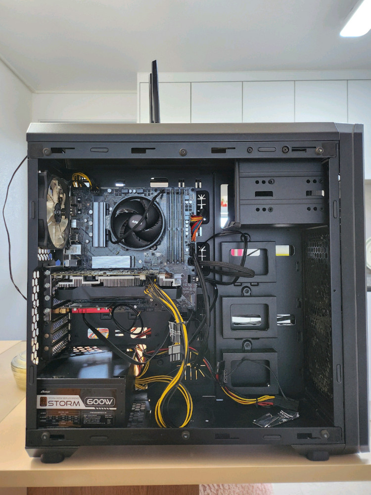 AMD 라이젠5 5600X, 16GB, 256GB, 640GB, RTX 2060 슈퍼 (2060S) 게임용 PC 이미지