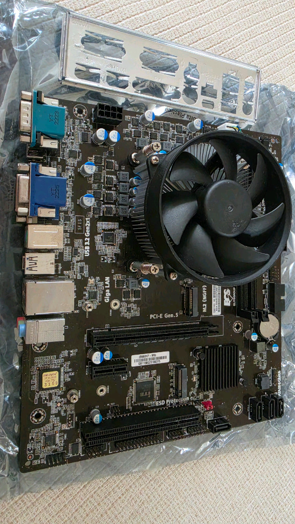 b660 메인보드 팝니다.(ddr5용입니다) 이미지