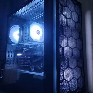 9800X3D RTX5080 32GB 2TB 본체 이미지