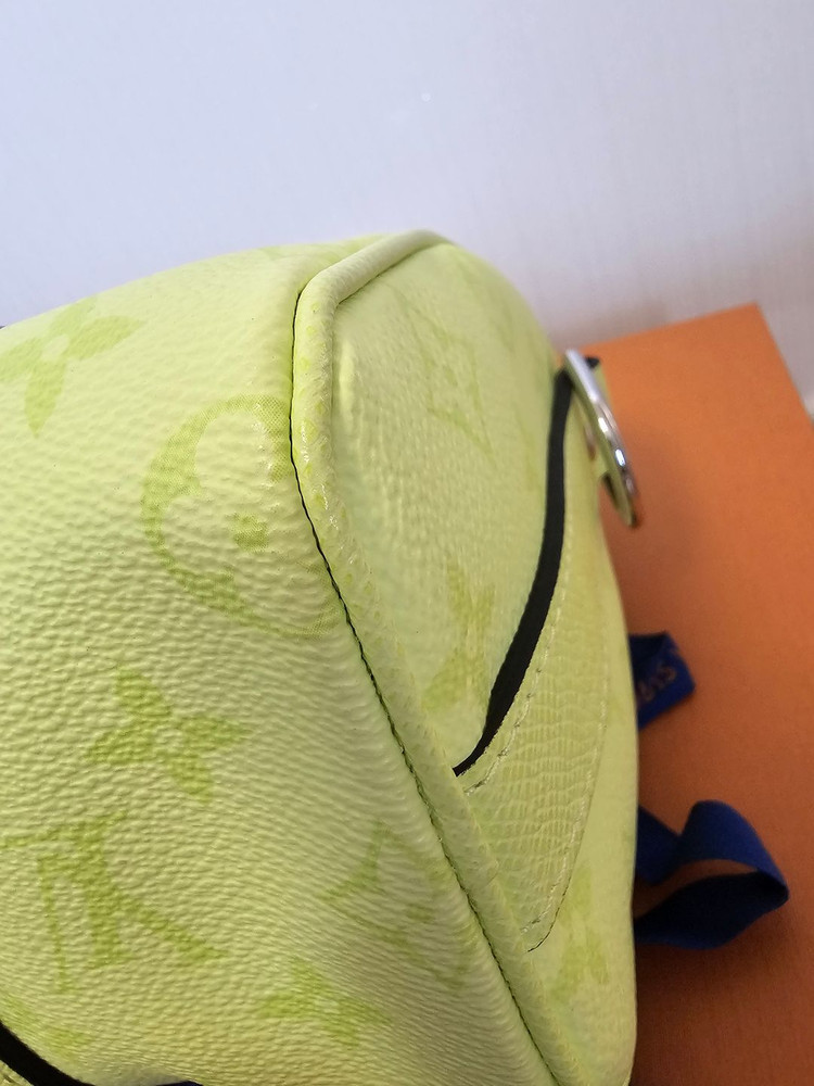 루이비통 타이가 키폴25 반둘리에 레몬형광 신형 26ss 이미지