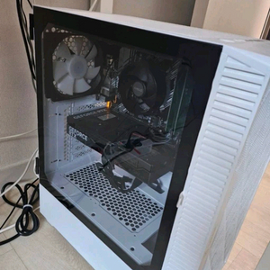 게이밍 컴퓨터 판매합니다(AMD Ryzen 5 5600, RTX 4060 Ti) 이미지