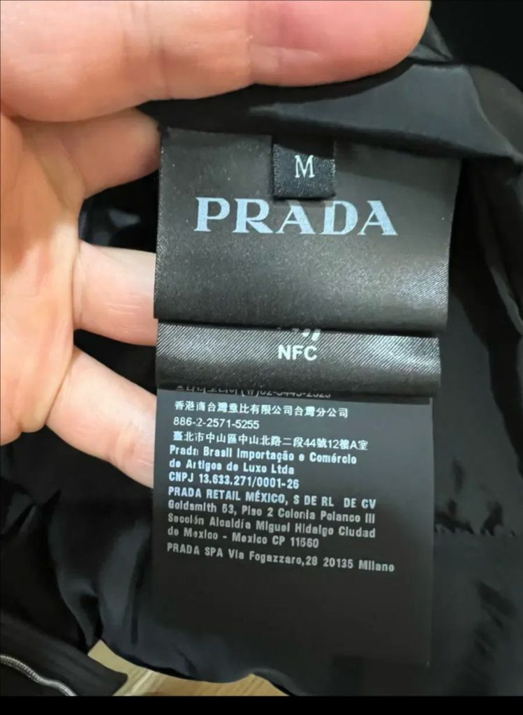 24fw 프라다 구스다운 패딩 105-110 (새상품급) 이미지