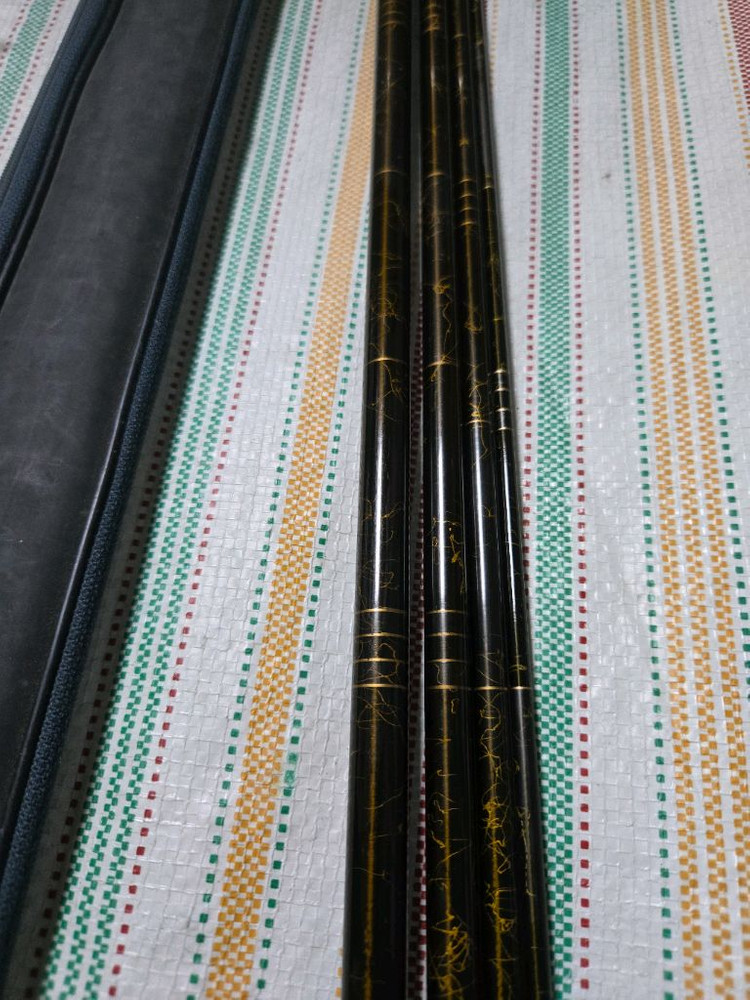 동와 풍류도인 18척 중층내림 낚시대 이미지