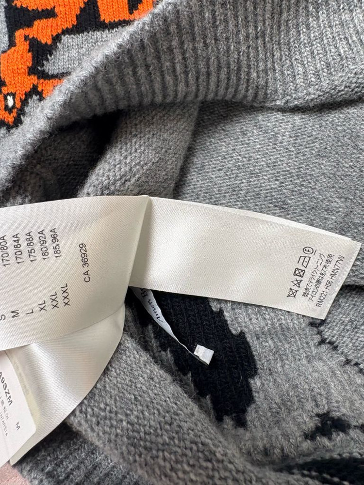 루이비통 타이거 니트 M사이즈 백화점판 이미지