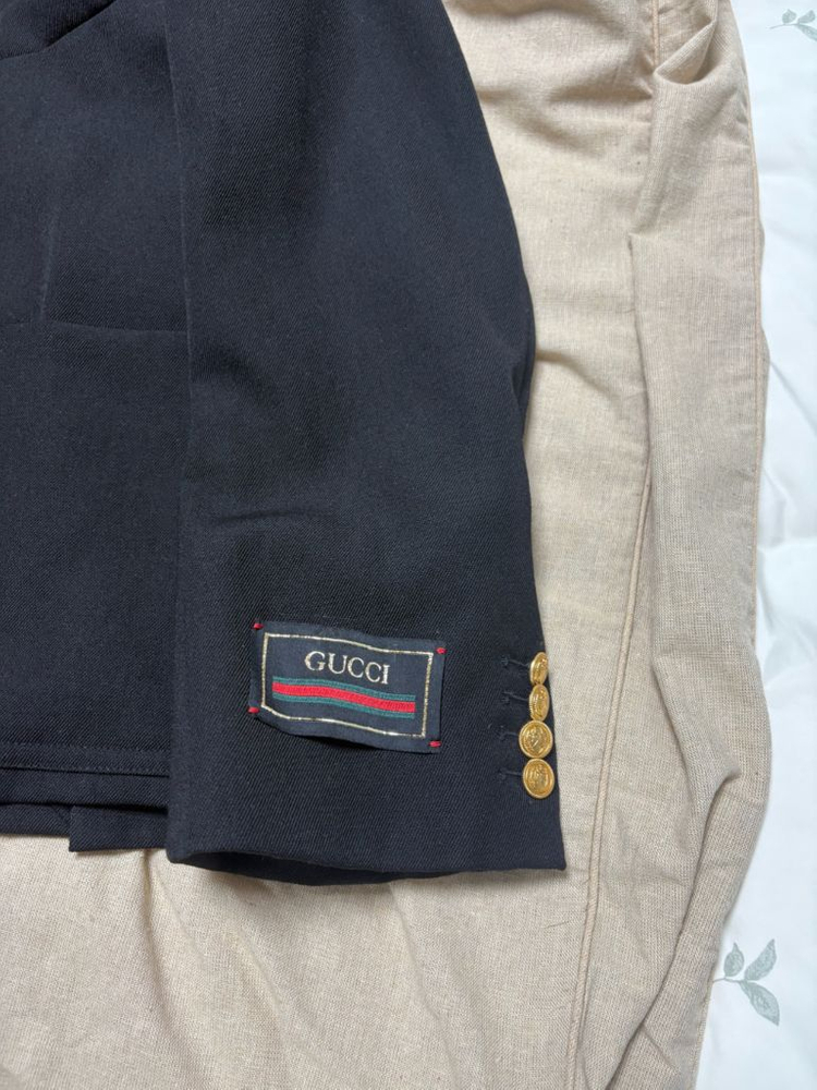 구찌 블랙 금장 버튼 자켓 50 백화점판 이미지