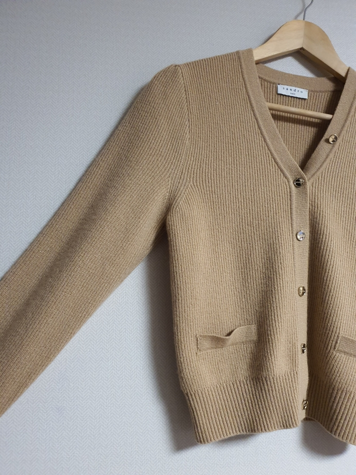 산드로 sandro 볼륨 슬리브 글리터 가디건 43호 정품 이미지