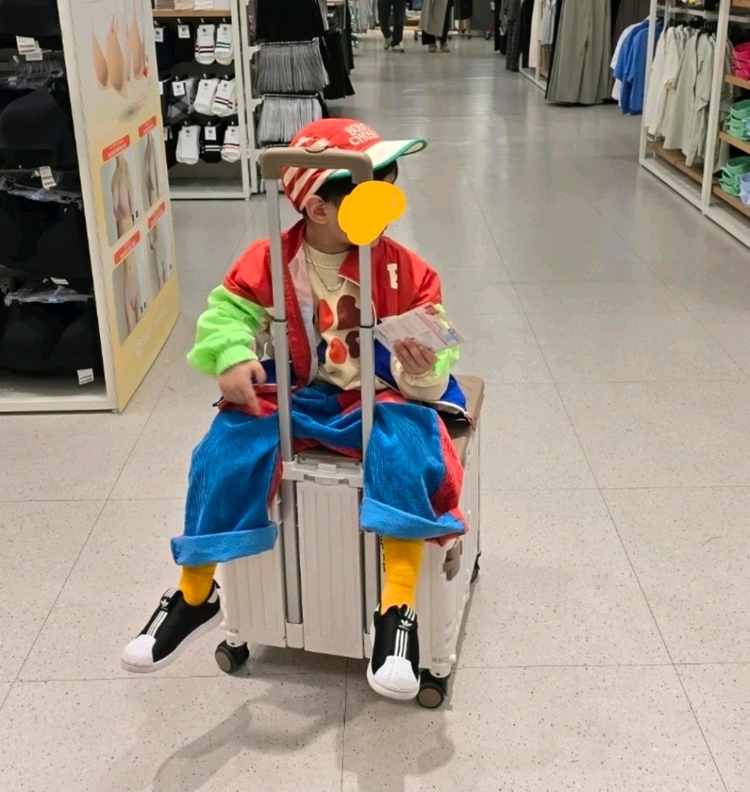 보보쇼즈 컬러블럭 바람막이 자켓 6-7 120 이미지