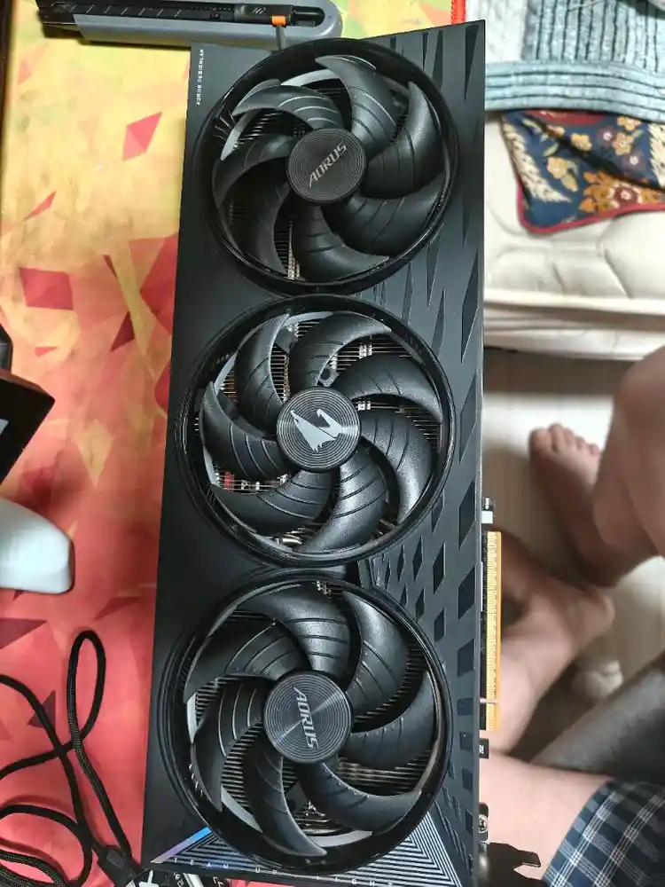 rx9070xt 어로스 엘리트 이미지