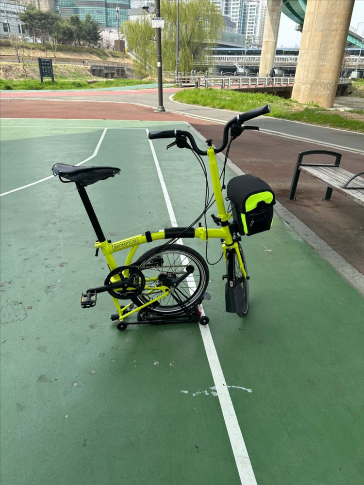 브롬톤c라인 M6R 2024년 이미지