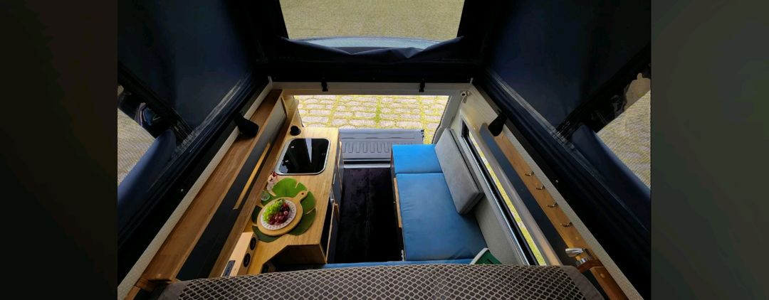 렉스턴칸 캠핑카 이미지