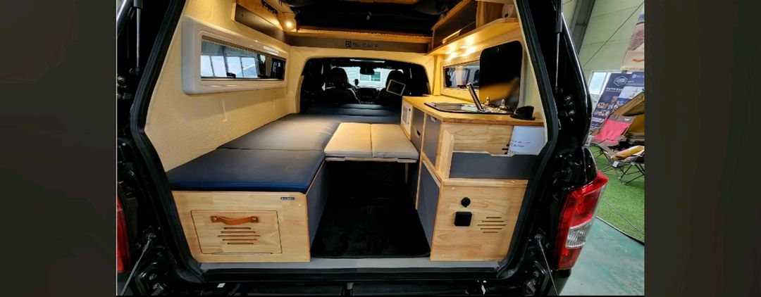 렉스턴칸 캠핑카 이미지