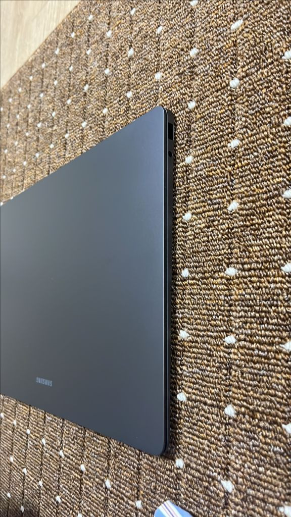 갤럭시북 6 프로 x7 32g 1tb(dram있는 모델 업글) NT960XJG-K72A 이미지