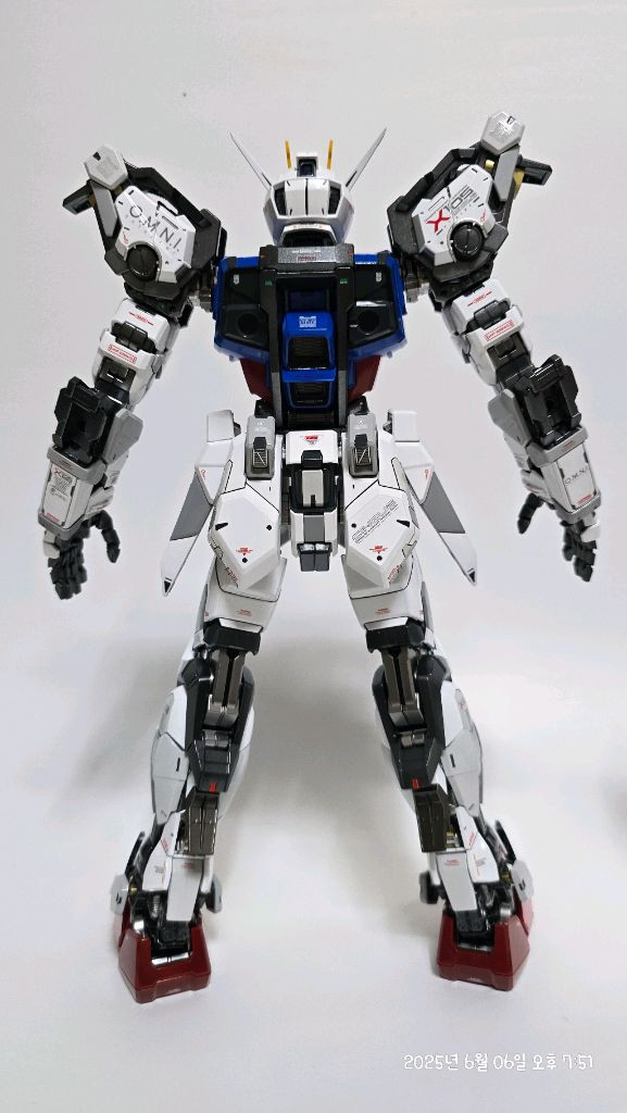 반다이 pg스트라이크 디테일 업 풀도색작 이미지