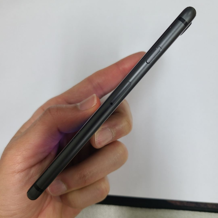 아이폰 8 블랙 64G A급 인스타 버전14.7.1 128165 이미지