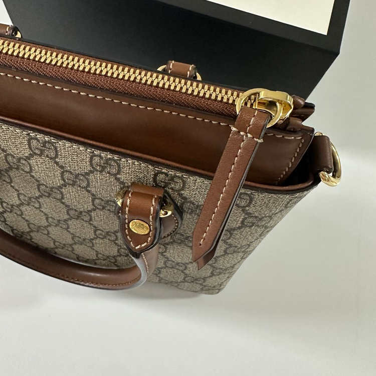 [갤러리아영수증O] 구찌 가방 GG 수프림 스몰 토트백 크로스백 (453177) 이미지