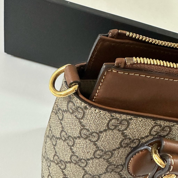 [갤러리아영수증O] 구찌 가방 GG 수프림 스몰 토트백 크로스백 (453177) 이미지