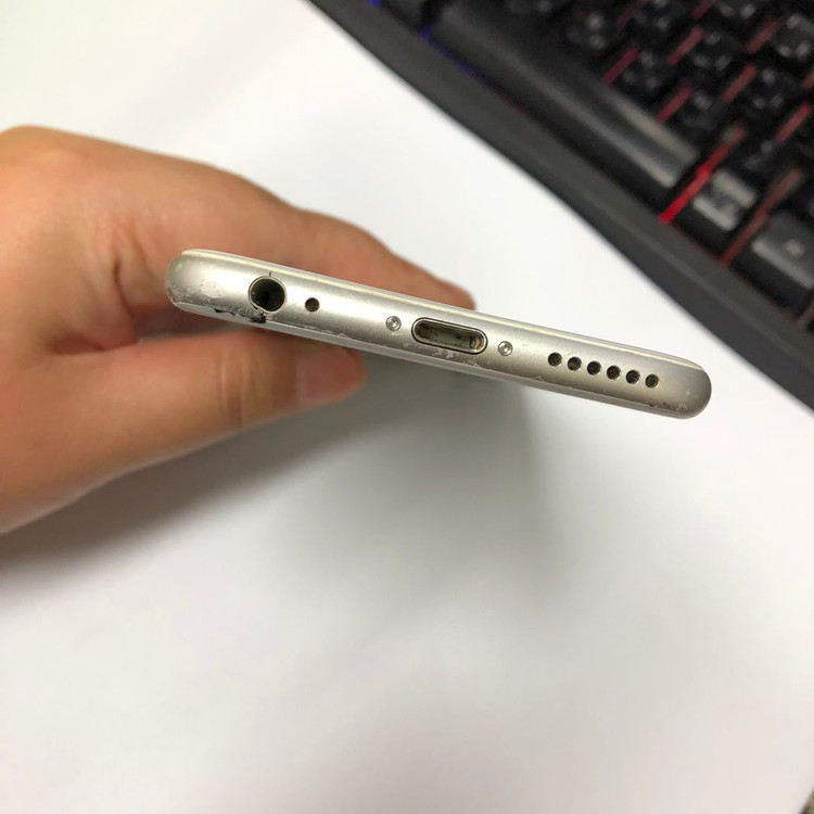 아이폰6S 64GB 실버 중고폰 배터리90% 사진폰 카메라폰 인스타 레트로감성 212866 이미지