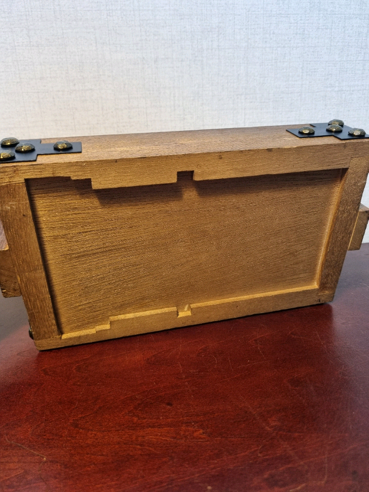 [일본 근대사 기물] 이동식 원목+무쇠 연초 함 이미지