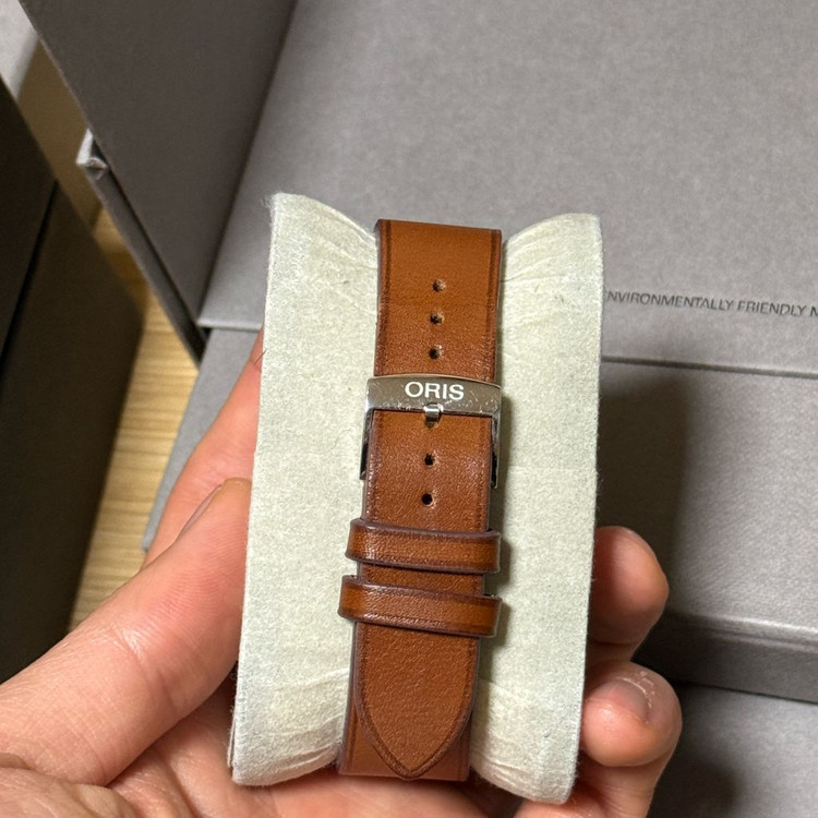 오리스 포인터데이트 403 청판 38mm 이미지