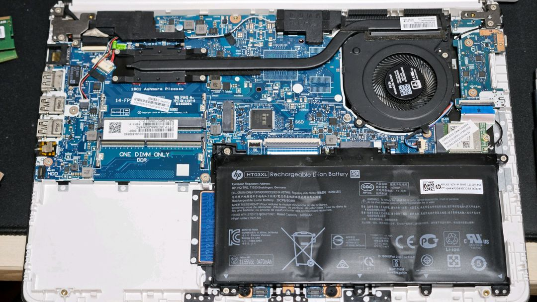 라이젠 3500u hp 14인치 노트북 화이트 부품용 이미지
