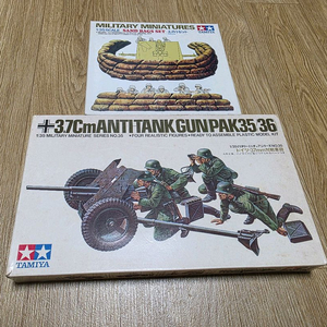 고전프라 타미야 1/35 독일군 대전차포 + 샌드백 세트 구판 이미지