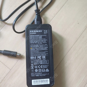m365 ,es2 ,es4 세그웨이 나인봇 킥보드충전기 이미지