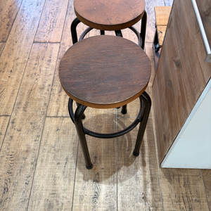 원목 빈티지 철재 의자 이미지