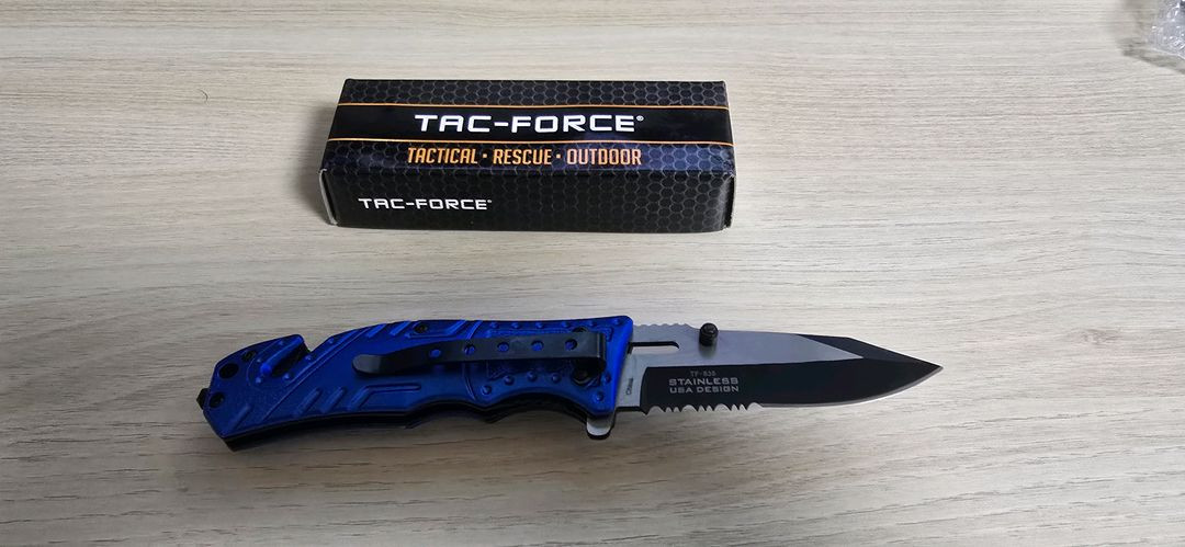 폴딩나이프 웨폰 라이트 폴리스 택티컬 나이프 스위치 블레이드 나이프 잭나이프 캠핑장비 헌팅나이프 이미지