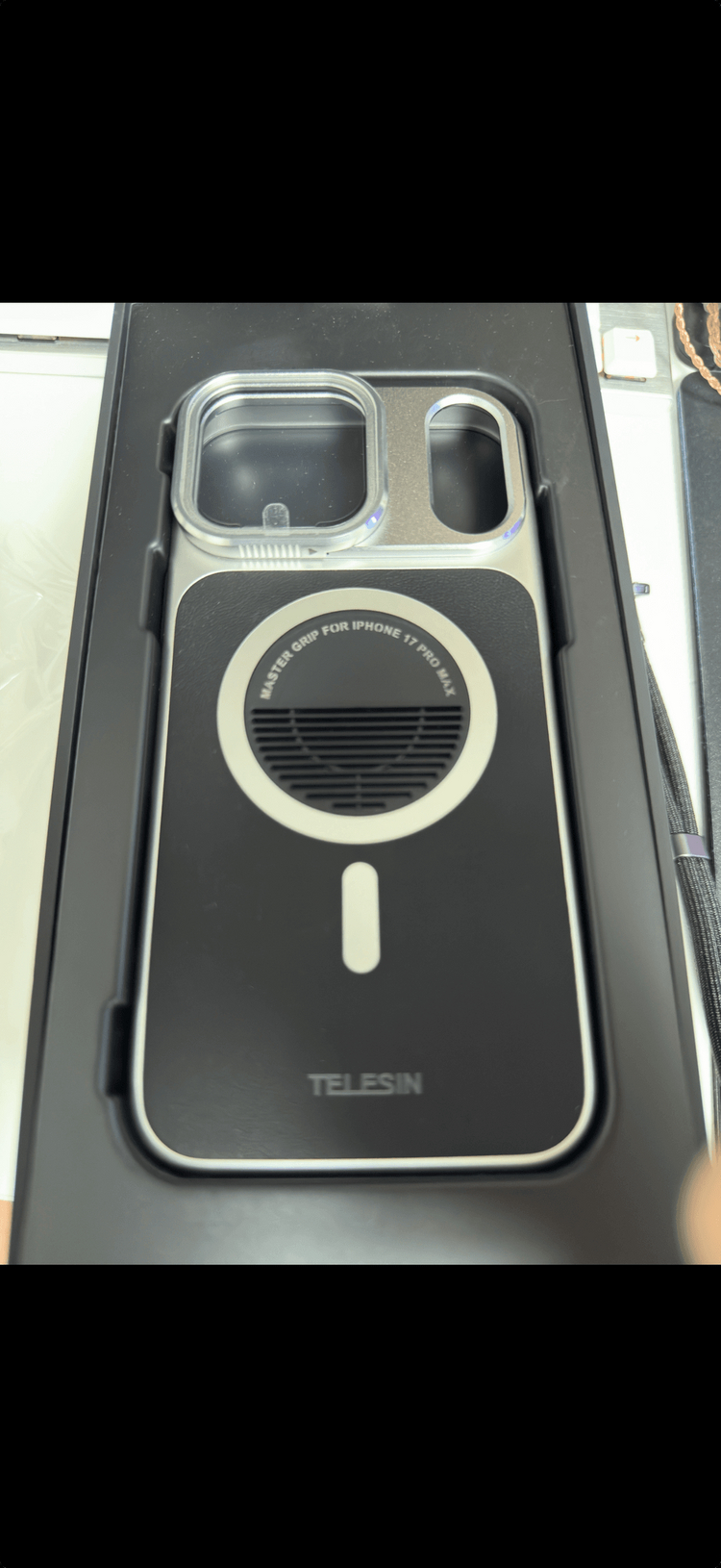 텔레신(TELESIN) 아이폰 17 프로맥스 맥세이프 케이스 & UV 필터 세트 이미지