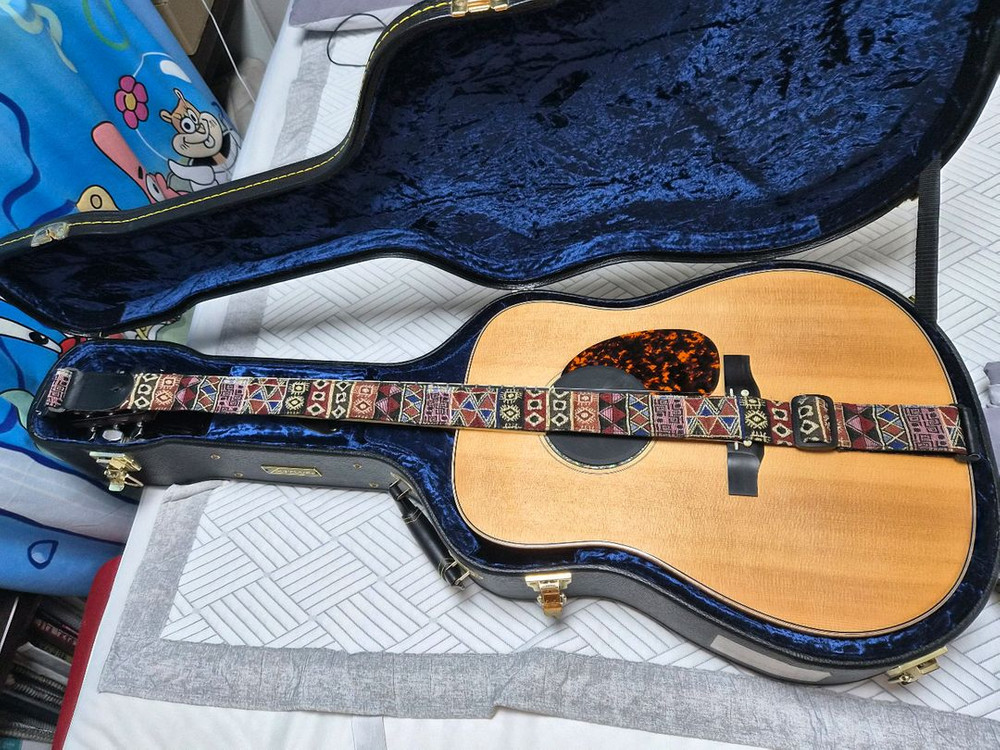 라리비 D-05e 앤썸픽업 어쿠스틱기타 이미지