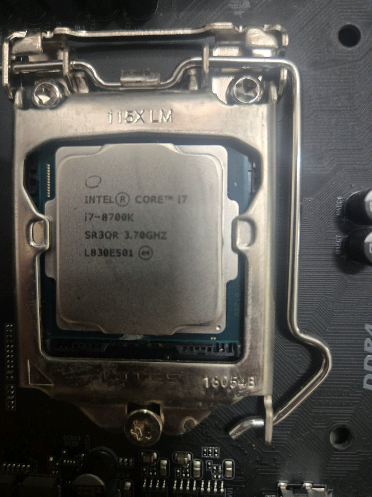 인텔 i7 8700k 시피유 & 기가바이트 Z370 AORUS ULTRA GAMING WIFI 메인보드 세트 이미지