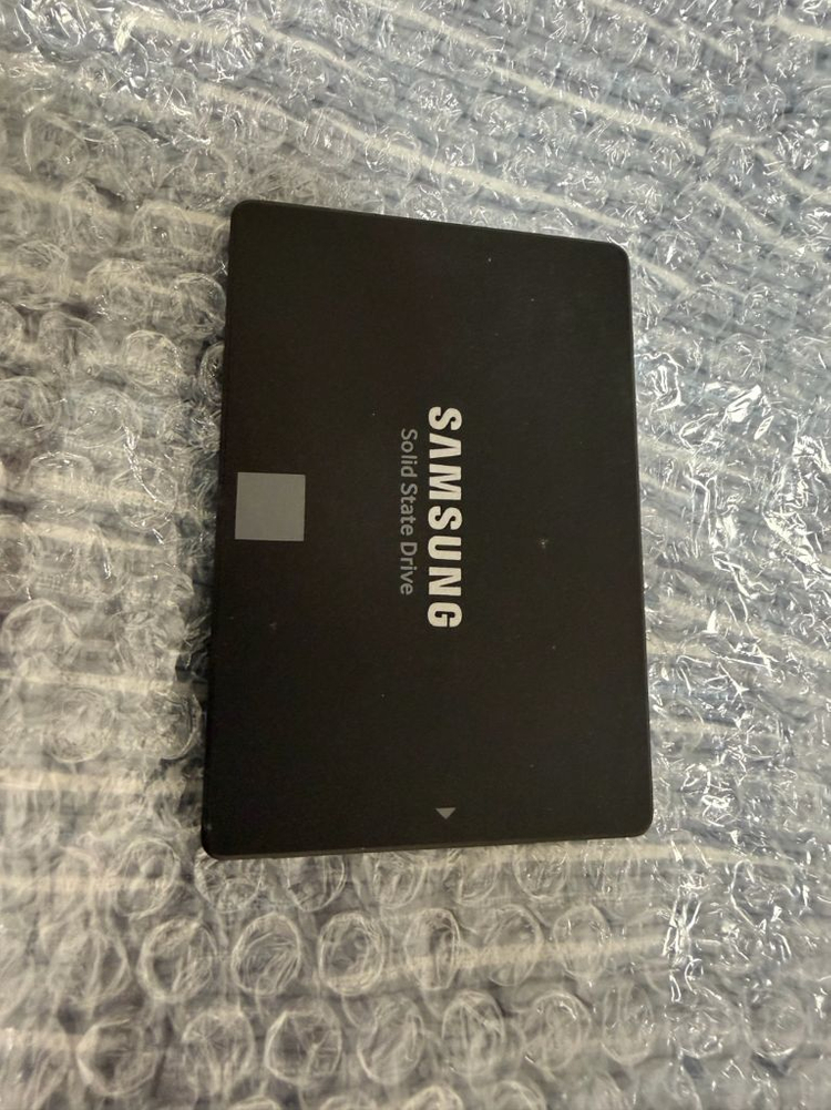 삼성 860 EVO 500GB SSD 이미지