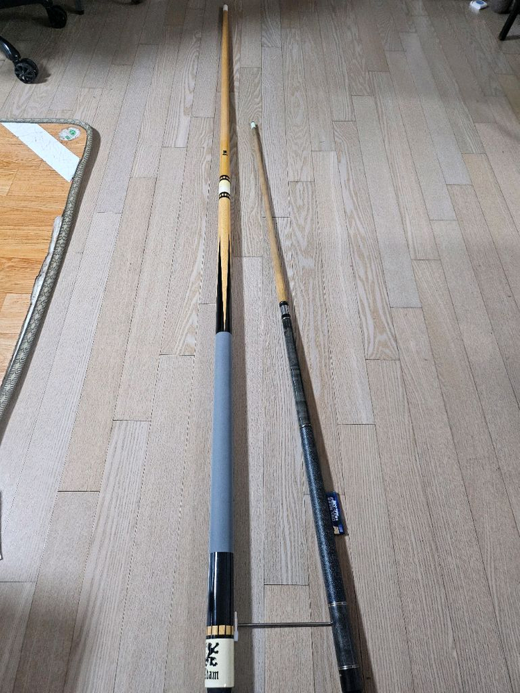 당구큐대 아담 큐 이미지